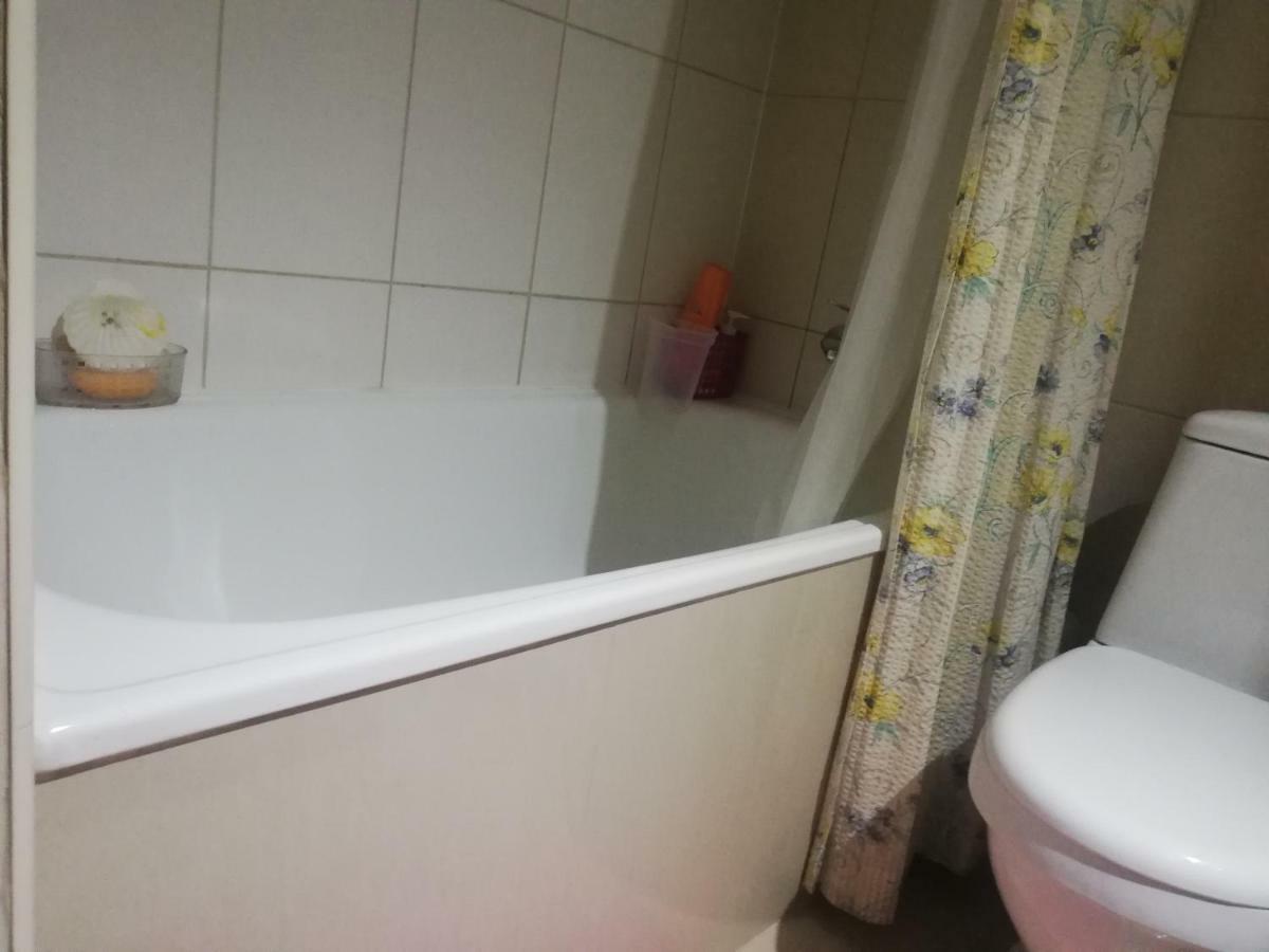 Una Habitacion Privada Con Bano Privado En Centro Historico Santiago de Chile Exteriér fotografie