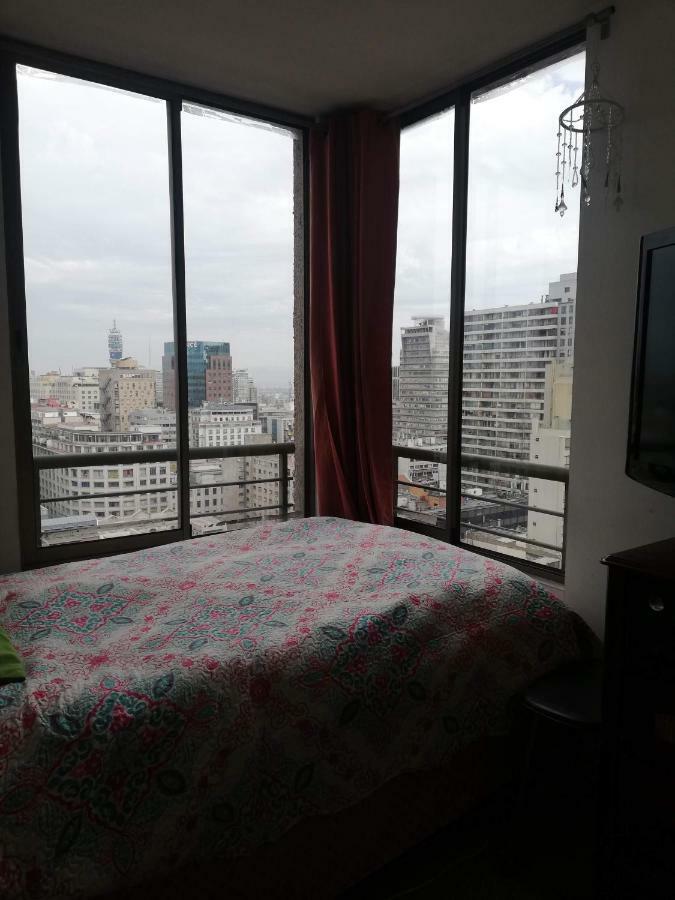 Una Habitacion Privada Con Bano Privado En Centro Historico Santiago de Chile Exteriér fotografie